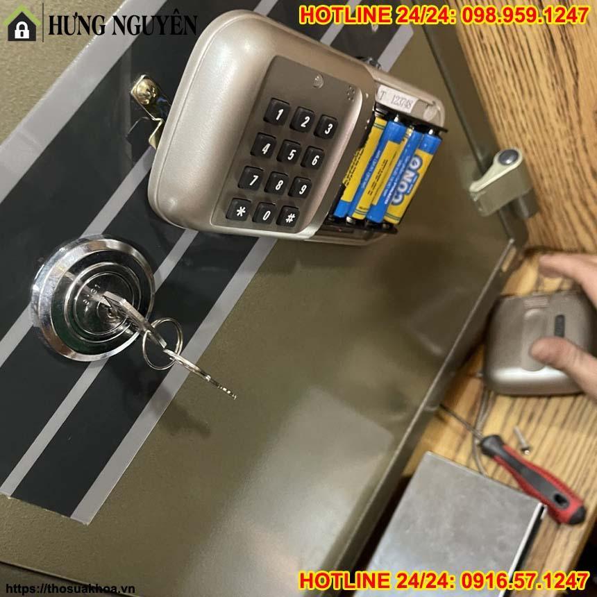 Két sắt Gia đình