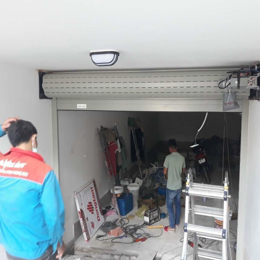 Sửa cửa cuốn cho Cửa hàng