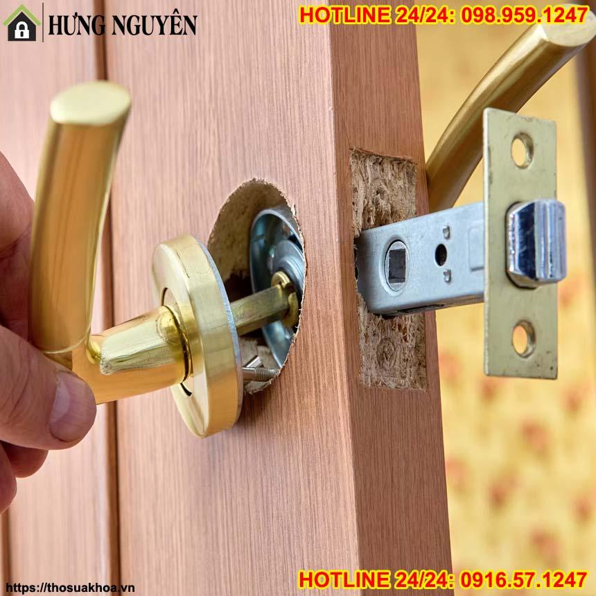 Thợ Mở Khóa Tại Cửa Nam