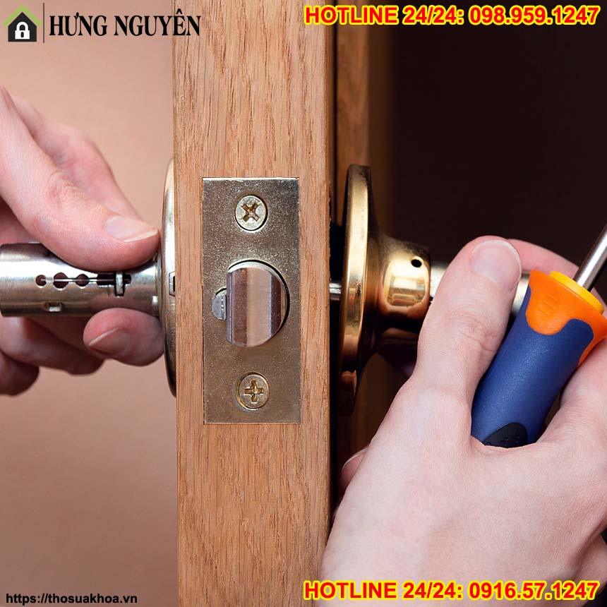 Thợ Mở Khóa Tại Đại Mỗ