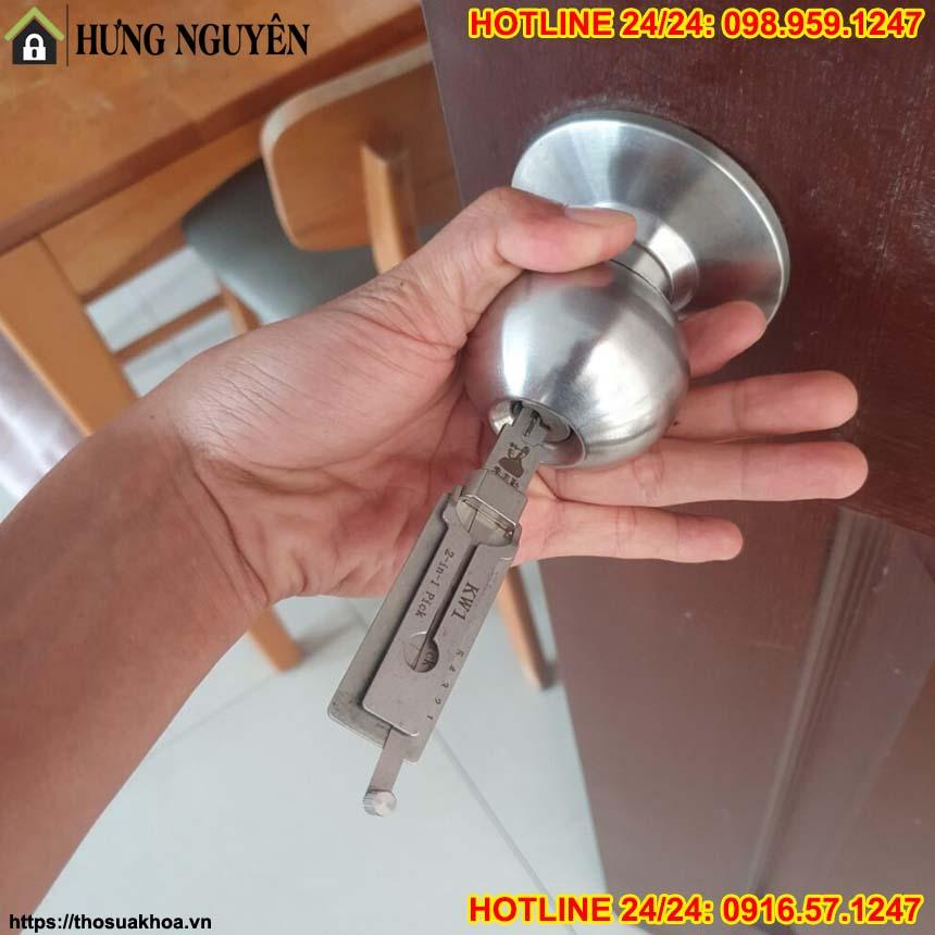 Thợ Mở Khóa Tại Dương Kinh