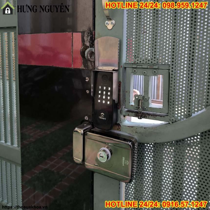 Thợ Mở Khóa Tại Thiên Hương