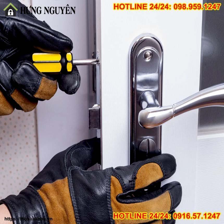 Thợ Mở Khóa Tại Vỹ Dạ