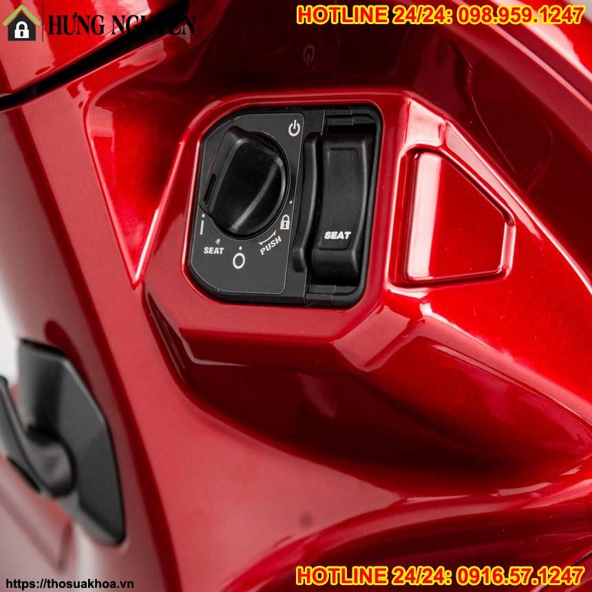 Khóa Xe Vision Bị Kẹt