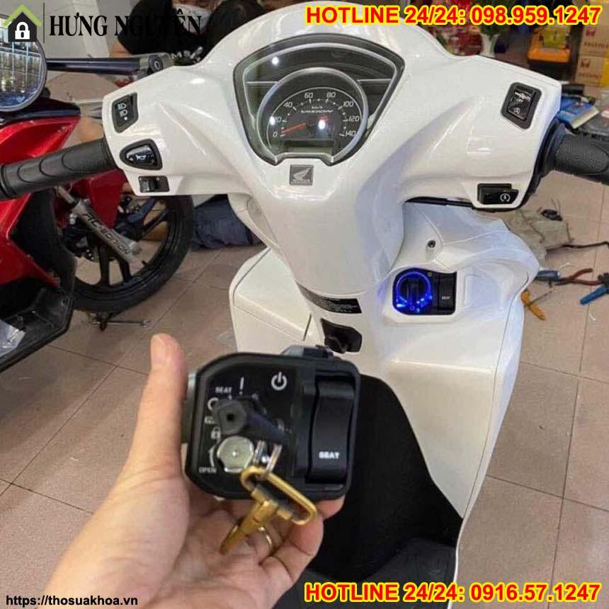 Mất Hết Chìa Khóa Xe Vision