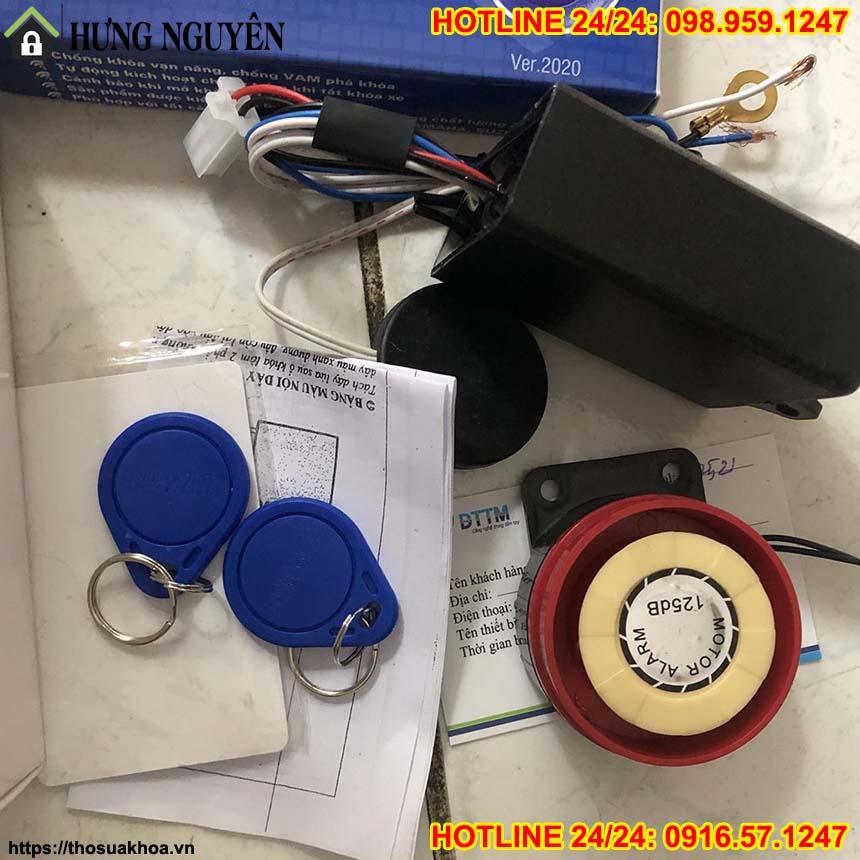 lắp khóa chống trộm xe vision