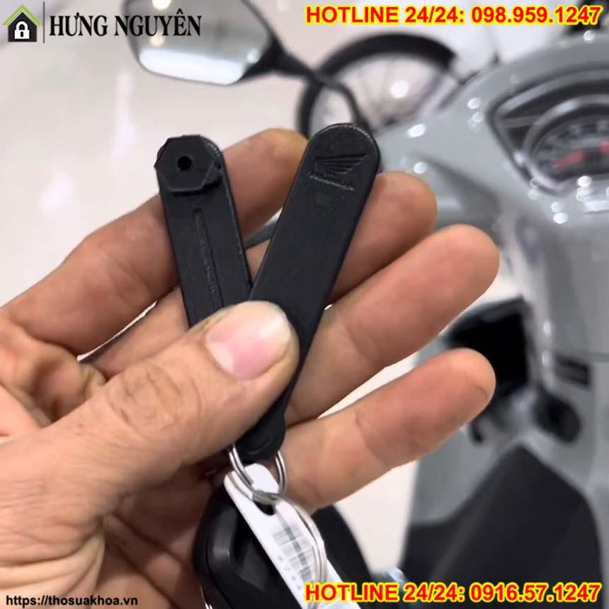 thanh nhựa hình lục giác xe máy