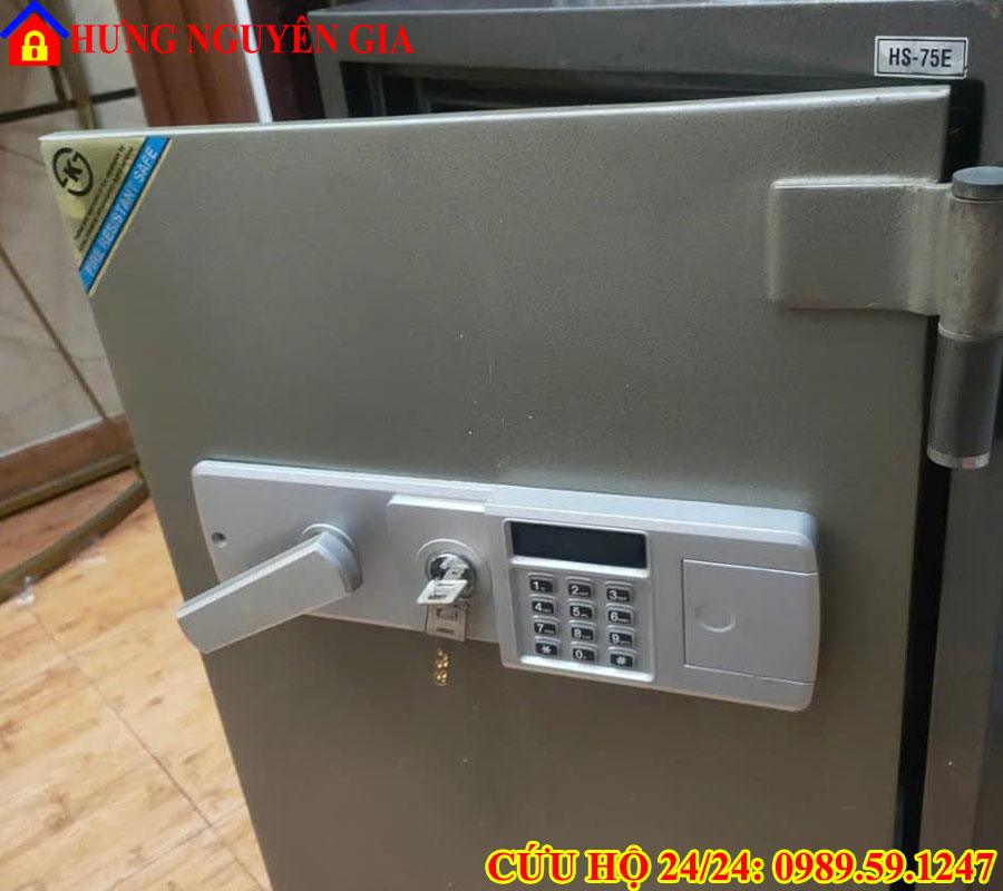 Cách sửa lỗi ổ khóa két sắt xoay tròn không mở được cửa