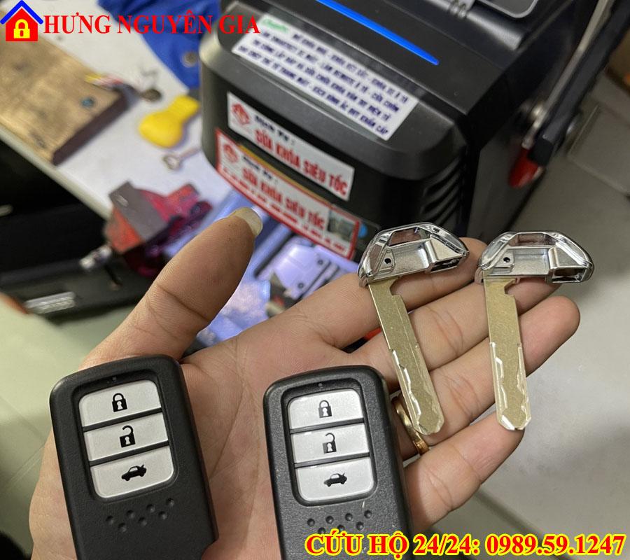 sửa khóa xe hơi