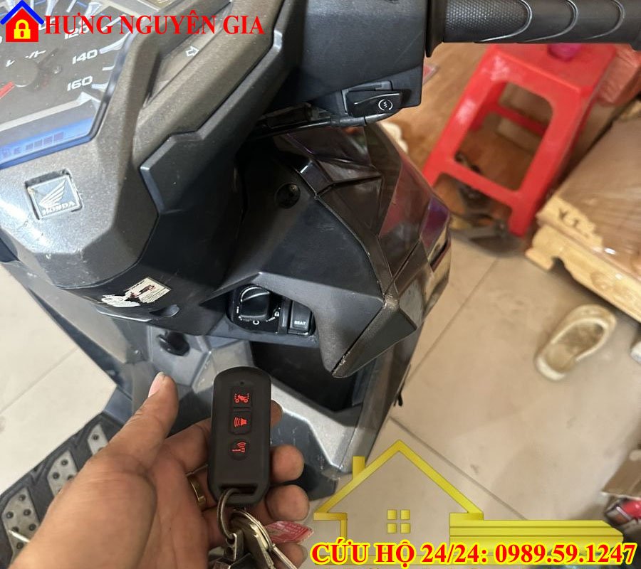 mất chìa khóa smartkey vision