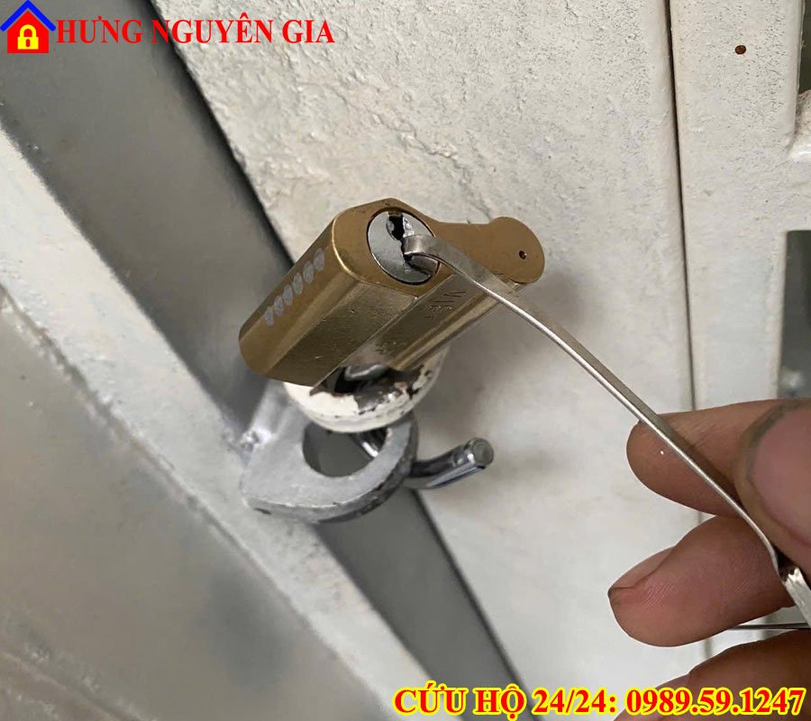 Thợ mở khóa tại Điện Biên Phủ
